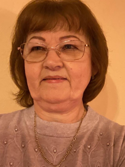 Erzs�bet, 65 �ves t�rskeres� n�, Baja