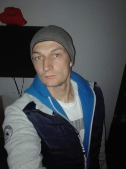 Bal�zs, 37 �ves enyingi t�rskeres� f�rfi