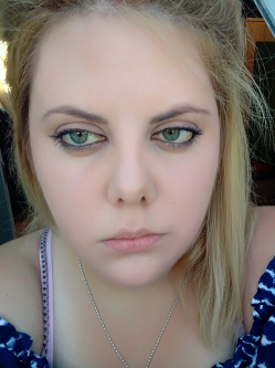Erika, 37 �ves t�rskeres� n�, Veszpr�m
