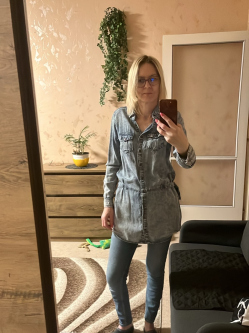 Anita, 49 �ves t�rskeres� n�, Szolnok