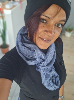 M�nika, 45 �ves t�rskeres� n�, Agyagosszerg�ny