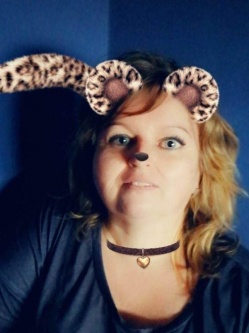 Eszter, 51 �ves t�rskeres� n�, Imrehegy