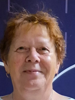 Kati, 62 �ves t�rskeres� n�, B�cs