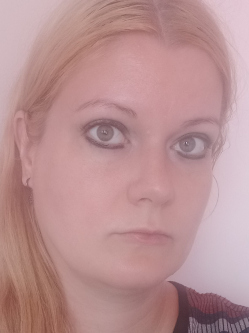 Kata, 38 �ves t�rskeres� n�, Kazincbarcika