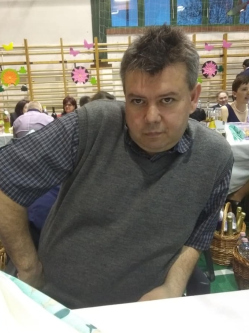 Lajos, 54 �ves t�rskeres� f�rfi, Sz�kesfeh�rv�r