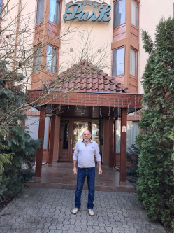 L�szl�, 69 �ves t�rskeres� f�rfi, Tarcal