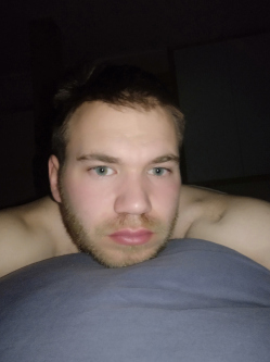 Levente, 27 �ves t�rskeres� f�rfi, Veresegyh�z