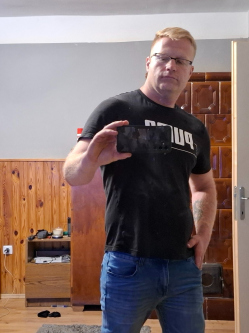 Ferenc, 39 �ves t�rskeres� f�rfi, Soponya