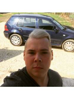 Rich�rd, 31 �ves t�rskeres� f�rfi, Veszk�ny