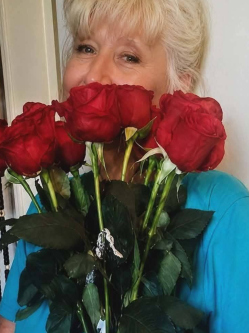 Marcsi, 72 �ves t�rskeres� n�, T�pi�s�g