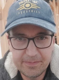 Ferenc, 46 �ves t�rskeres� f�rfi, Tiszak�cske