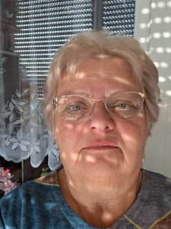 Zsu, 67 �ves t�rskeres� n�, Veszpr�m