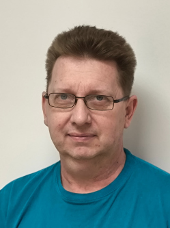 Imre, 53 �ves bajai t�rskeres� f�rfi