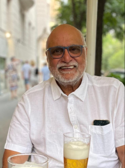 Peter, 70 �ves t�rskeres� f�rfi, Budapest