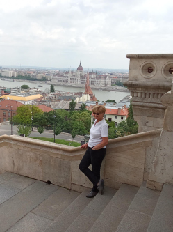 Zsanna, 69 �ves t�rskeres� n�, Abony
