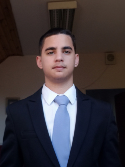 P�ter, 20 �ves t�rskeres� f�rfi, P�pa