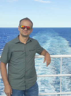 Lajos, 49 �ves t�rskeres� f�rfi, P�cs