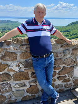 Attila, 60 �ves t�rskeres� f�rfi, Als�szentiv�n