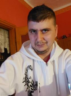L�szl�, 36 �ves t�rskeres� f�rfi, Magyarat�d