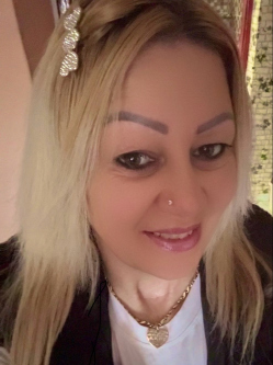 Zsuzsanna, 48 �ves kenderesi t�rskeres� n�