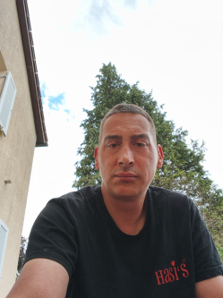 Lajos, 45 �ves n�metorsz�gi t�rskeres� f�rfi