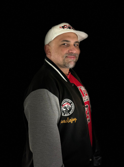 Szabolcs, 49 �ves t�rskeres� f�rfi, Sopron