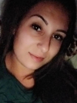 Vanessza, 25 �ves t�rskeres� n�, Eger