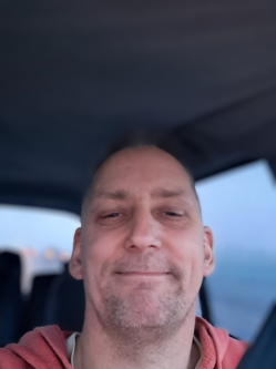 Lajos, 51 �ves t�rskeres� f�rfi, S�rosd