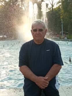 Andr�s, 69 �ves t�rskeres� f�rfi, M�t�szalka