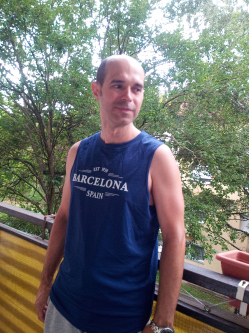 L�szl�, 41 �ves t�rskeres� f�rfi, Bonyh�d