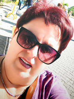 Krisztina, 57 �ves t�rskeres� n�, P�cs