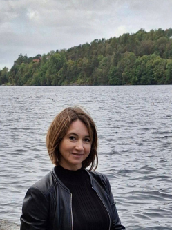 Bogl�rka, 41 �ves t�rskeres� n�, Kaposv�r