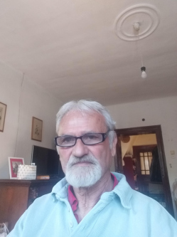 Dániel, 70 éves társkereső férfi, Pócsmegyer