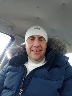 L�szl�, 58 �ves t�rskeres� f�rfi, Sopron