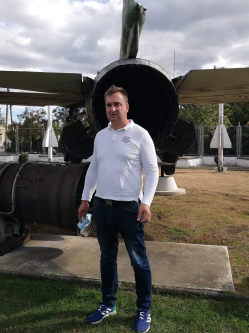 Ferenc, 46 �ves t�rskeres� f�rfi, Kecskem�t