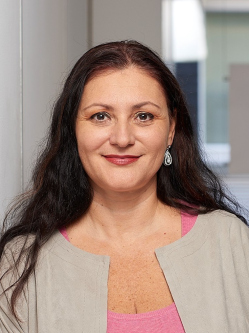 ZSOFIA, 50 �ves t�rskeres� n�, Nagykov�csi