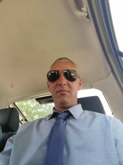 Kriszti�n, 44 �ves t�rskeres� f�rfi, Szabadk�gy�s