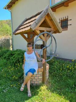 Erika, 62 �ves t�rskeres� n�, Kiskunf�legyh�za