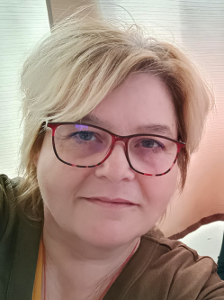 M�rta, 56 �ves t�rskeres� n�, Nagykanizsa