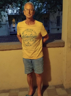 S�ndor, 79 �ves t�rskeres� f�rfi, Budapest