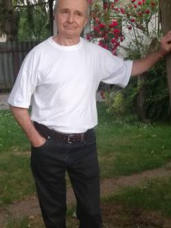 Attila, 64 �ves t�rskeres� f�rfi, Kapospula