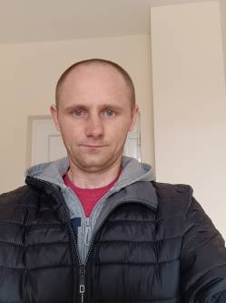 Tibor, 39 éves társkereső férfi, Győr