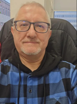 Antal, 57 �ves t�rskeres� f�rfi, Szombathely