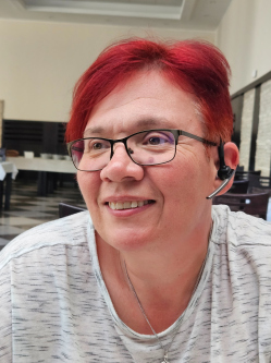 R�ka, 49 �ves t�rskeres� n�, Regenye