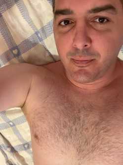 35 �ves bajai f�rfi
