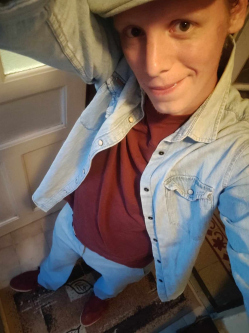 Gerg�, 33 �ves t�rskeres� f�rfi, Budapest