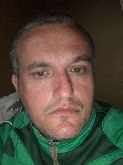 Zsolti, 41 �ves t�rskeres� f�rfi, Mindszent