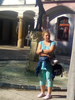 Andrea, 53 �ves t�rskeres� n�, K�lesd