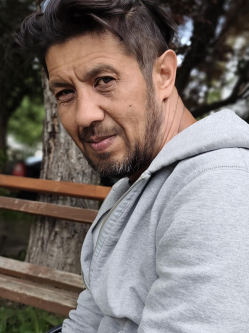 Tibor, 49 �ves t�rskeres� f�rfi, F�zesgyarmat