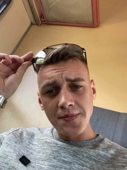 Oliver, 29 �ves t�rskeres� f�rfi, St�jerorsz�g